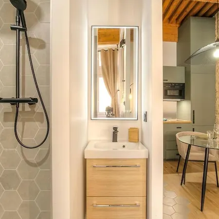 Apartment De Charme Avec Balneo, Coeur De Presqu'ile Lyon
