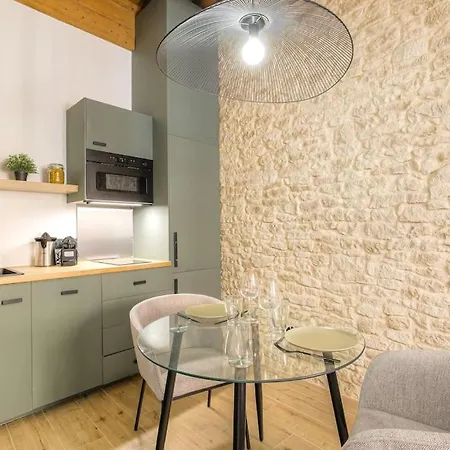 De Charme Avec Balneo, Coeur De Presqu'ile Appartement *